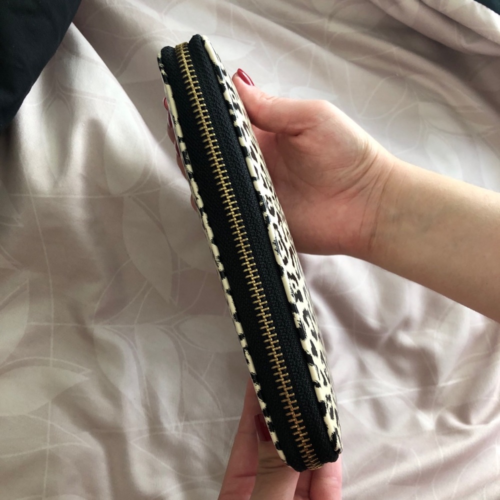 Cheetah Wallet - Picture 2 of 7